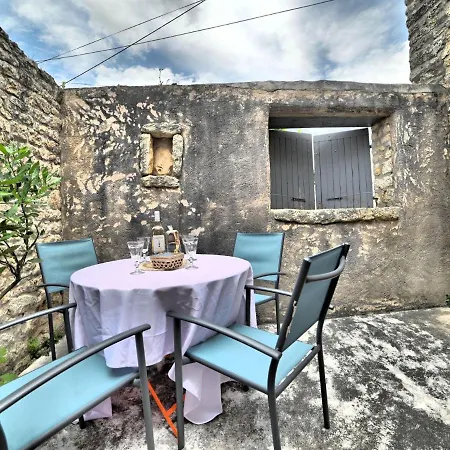 Matha By Interhome Saint-Pierre-d'Oleron