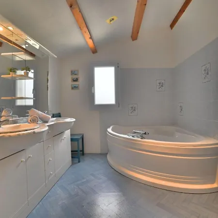 Holiday home Matha By Interhome Saint-Pierre-d'Oleron